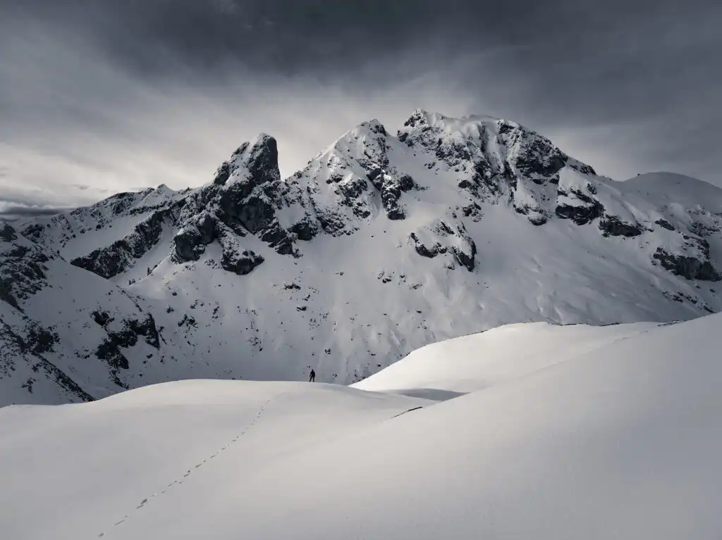 Passo Giau: winter solitude on this amazing mountain pass in the midst of the Dolomites